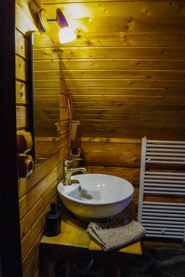 Musketeers Cabin Порумбаку-де-Сус Экстерьер фото